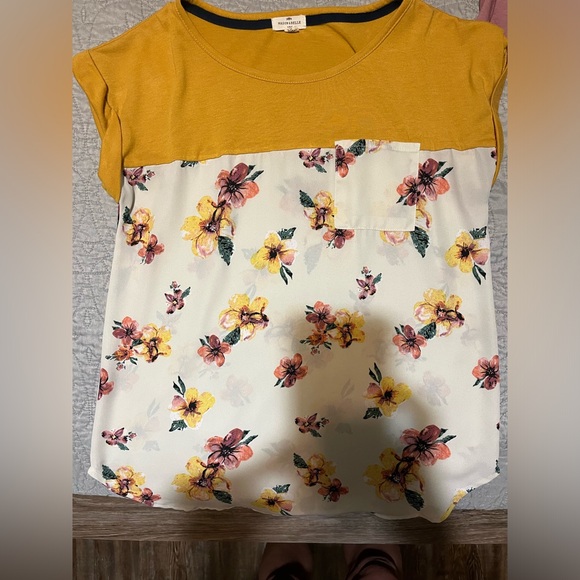 Express Tops - Picture 3 of 8